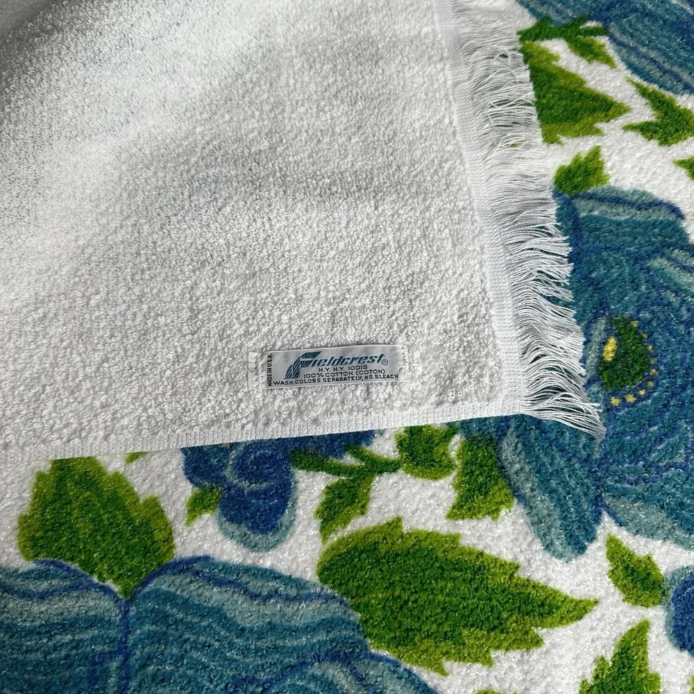 Vintage Fieldcrest Floral Blue Bath Towel 1970s‎ Fringe